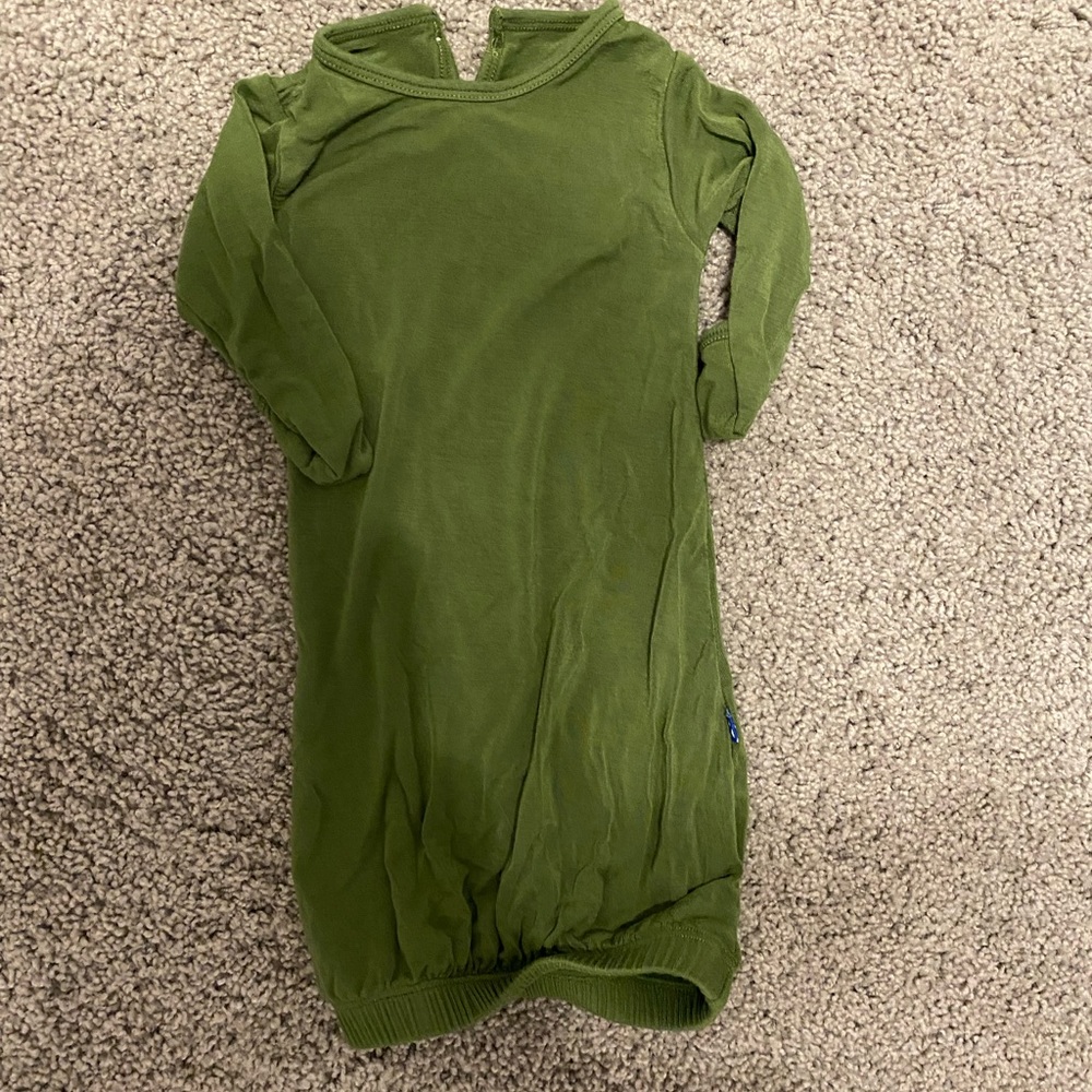 Kickee Pants Newborn Gown